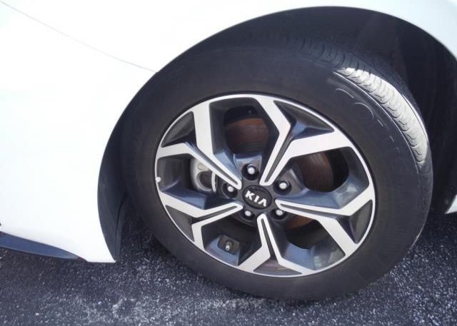 2021 KIA FORTE(VIN: 3KPF24AD7ME330082