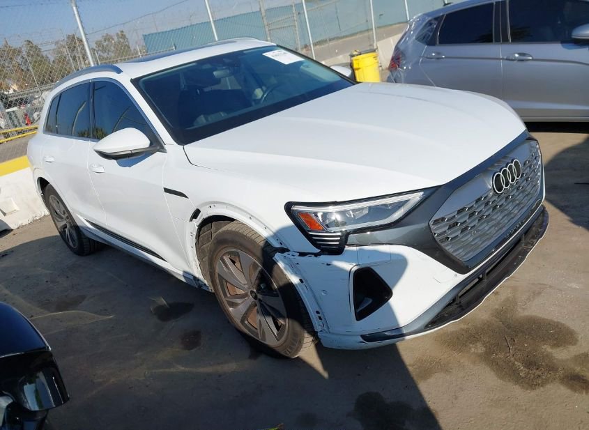 2024 AUDI Q8 E-TRON PREMIUM PLUS QUATTRO photo