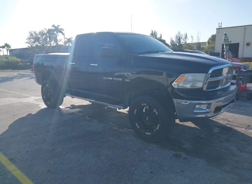 2012 RAM 1500 SLT photo