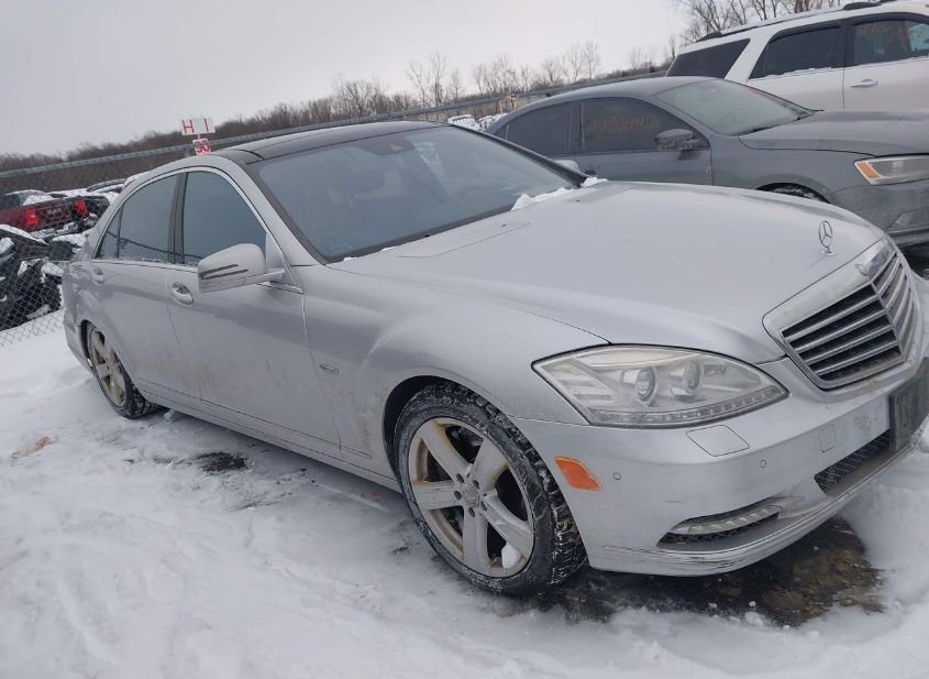 2012 MERCEDES-BENZ S 550 4MATIC photo