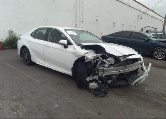 2021 TOYOTA CAMRY (VIN: 4T1G11AK5MU591938)