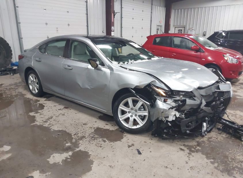 2024 LEXUS ES 350 ULTRA LUXURY photo