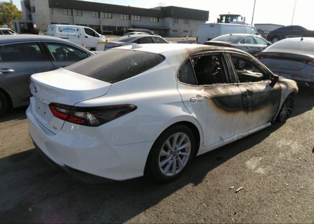 2021 TOYOTA CAMRY(VIN: 4T1C11AK1MU530875