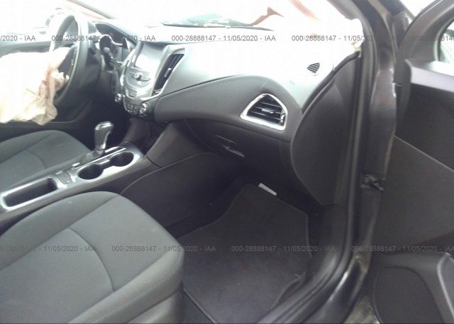 пригнать из сша 2017 CHEVROLET CRUZE 1G1BE5SMXH7234522
