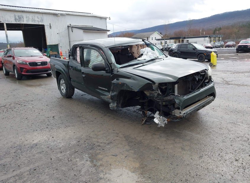 2013 Toyota Tacoma 4.0L photo