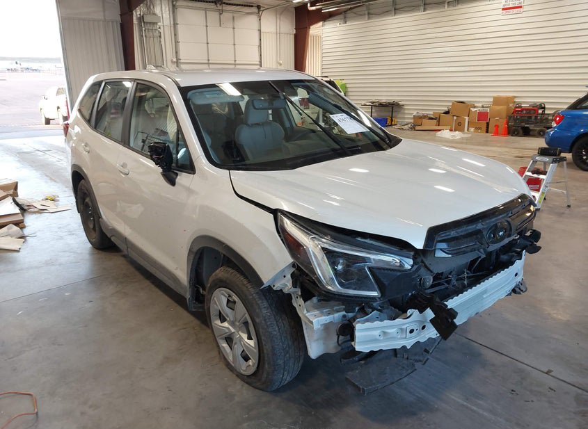2023 Subaru Forester 2.5L photo