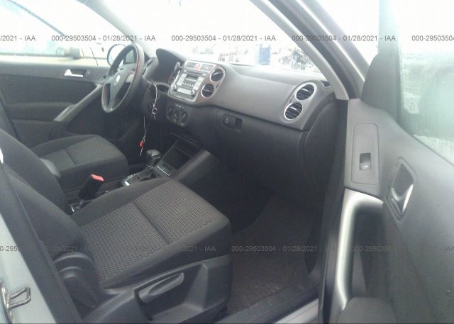 пригнать из сша 2010 VOLKSWAGEN TIGUAN WVGAV9AX4AW511162