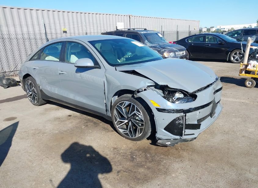 2024 HYUNDAI IONIQ 6 SEL photo