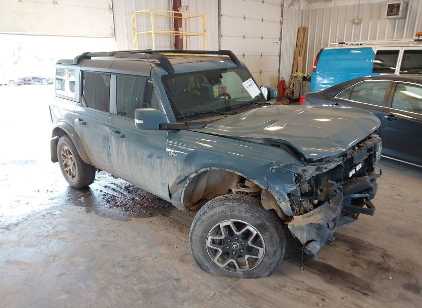 2022 FORD BRONCO OUTER BANKS photo