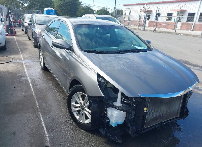 2013 HYUNDAI SONATA GLS photo