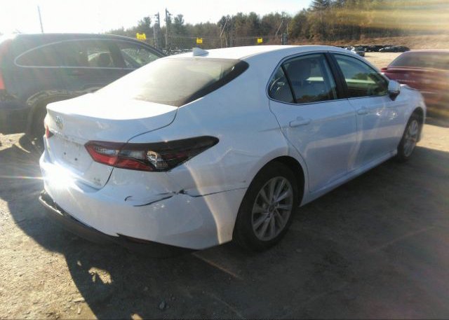 2022 TOYOTA CAMRY(VIN: 4T1C11BKXNU054044