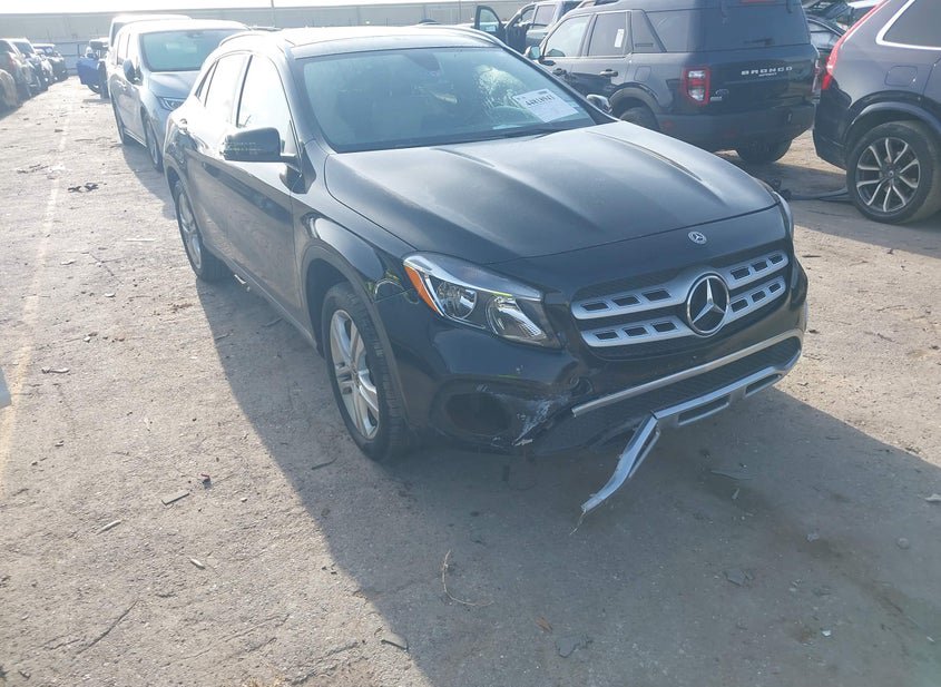 2018 MERCEDES-BENZ GLA 250 photo