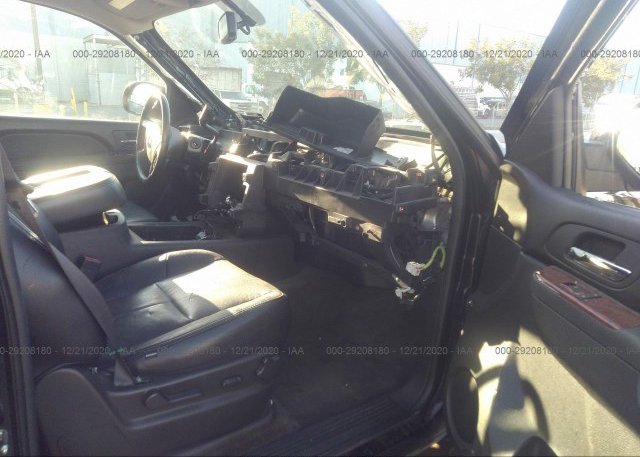 пригнать из сша 2011 GMC YUKON 1GKS1AE05BR236795