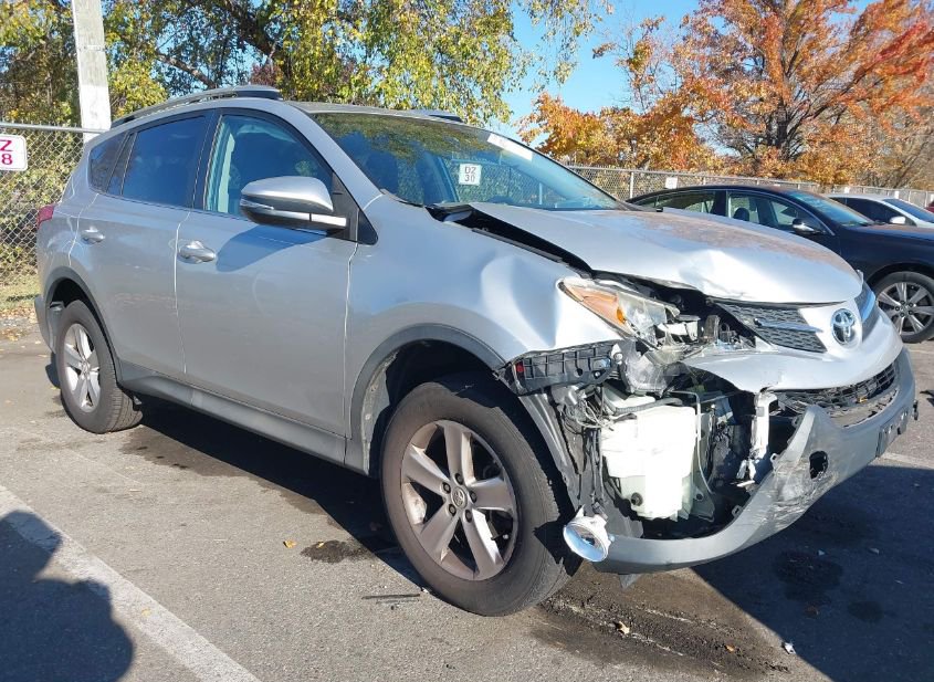 2013 TOYOTA RAV4 XLE photo