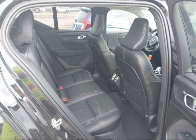 2023 VOLVO XC40(VIN: YV4K92HM1P2036745