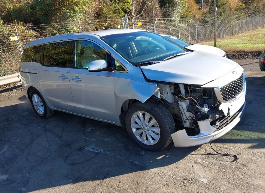 2018 KIA SEDONA EX photo