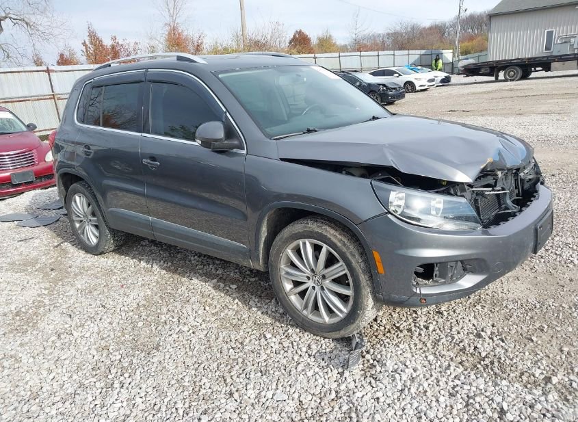 2014 VOLKSWAGEN TIGUAN SEL photo