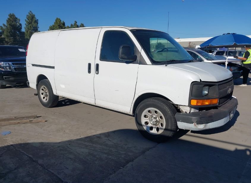 2009 CHEVROLET EXPRESS 1500 WORK VAN photo