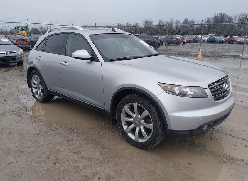 2005 INFINITI FX35 photo