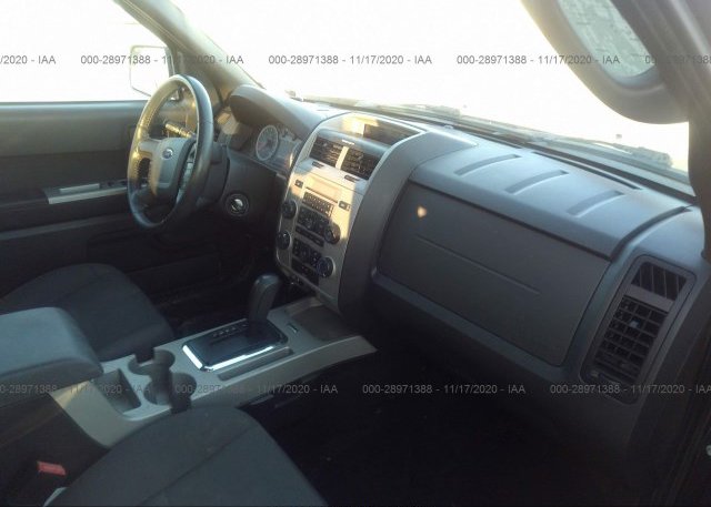 пригнать из сша 2011 FORD ESCAPE 1FMCU9DG8BKA87033