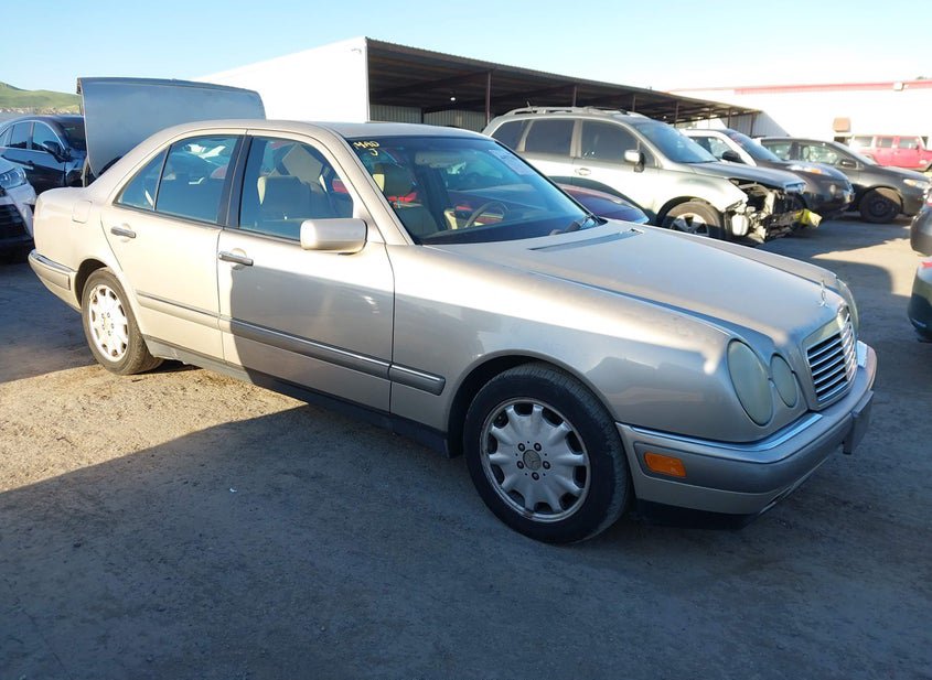 1997 Mercedes-Benz E 320 3.2L photo