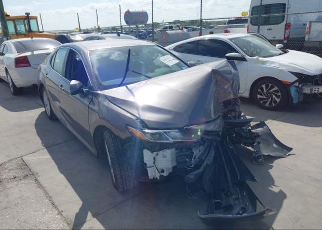 2021 TOYOTA CAMRY (VIN: 4T1C11AK7MU613520)
