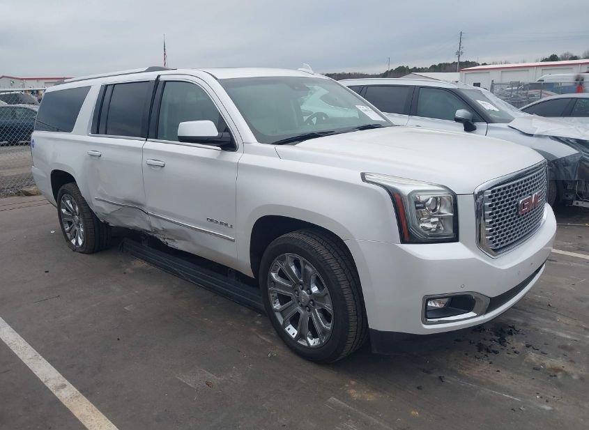 2016 GMC YUKON XL DENALI photo