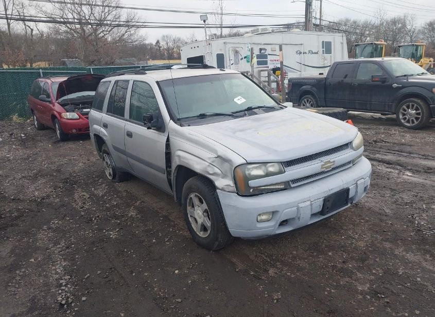 2005 CHEVROLET TRAILBLAZER LS photo