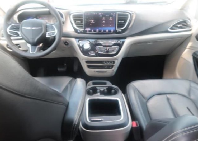 2022 CHRYSLER PACIFICA(VIN: 2C4RC1BG9NR136039