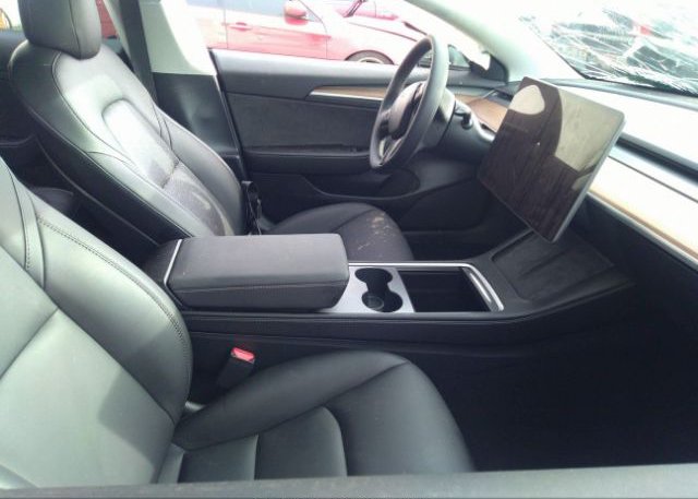 2022 TESLA MODEL 3(VIN: 5YJ3E1EB8NF350631