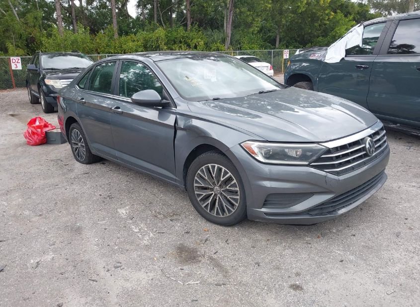 2019 VOLKSWAGEN JETTA 1.4T SEL photo