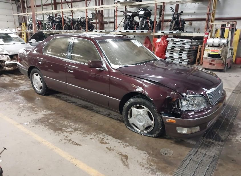 1998 LEXUS LS 400 photo