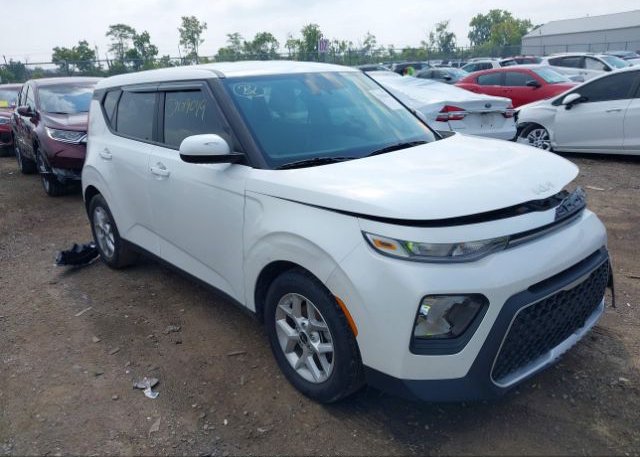 2022 KIA SOUL (VIN: KNDJ23AU0N7164557)