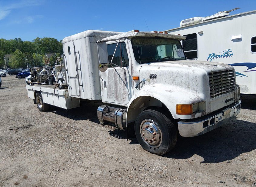 1998 International 4000 photo
