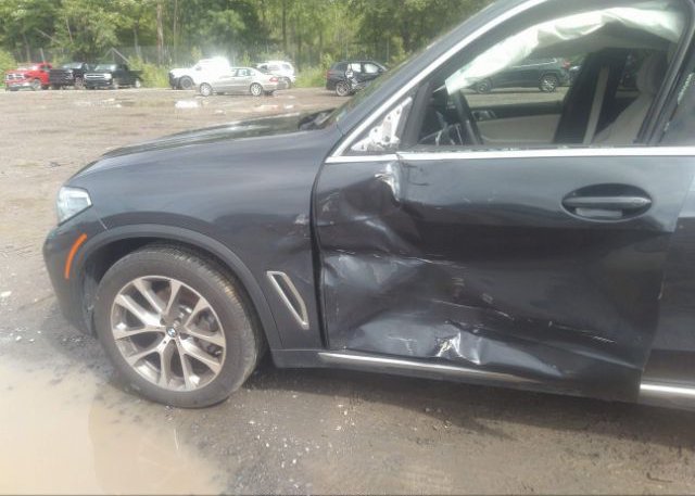 2021 BMW X5(VIN: 5UXCR6C07M9E73429