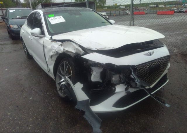 2022 GENESIS G70 (VIN: KMTG34TA0NU089832)
