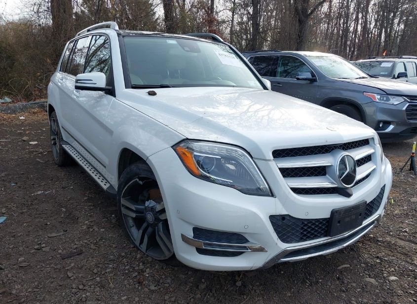 2015 MERCEDES-BENZ GLK 350 4MATIC photo