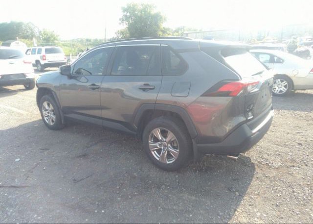 2022 TOYOTA RAV4(VIN: 2T3P1RFV8NC296537