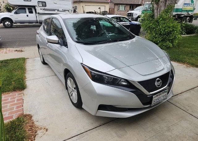 2021 NISSAN LEAF (VIN: 1N4AZ1BV2MC556586)