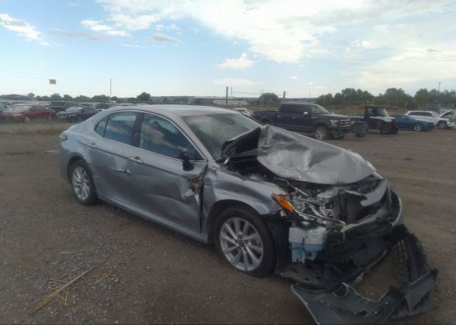 2021 TOYOTA CAMRY (VIN: 4T1C11AK8MU598705)
