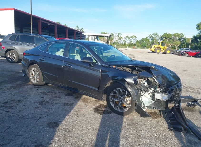 2023 HYUNDAI SONATA SEL photo
