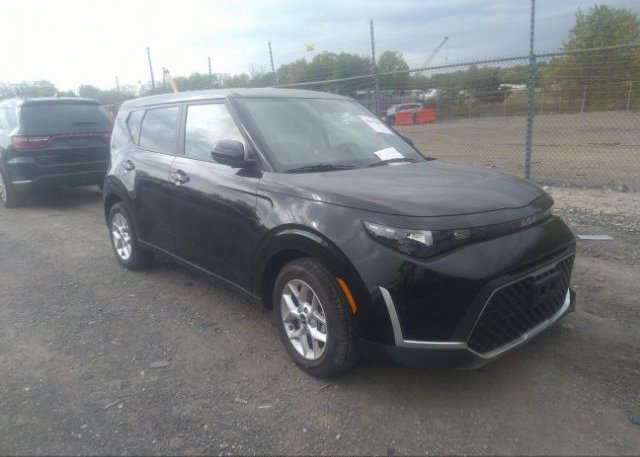 2023 KIA SOUL (VIN: KNDJ23AU2P7854717)