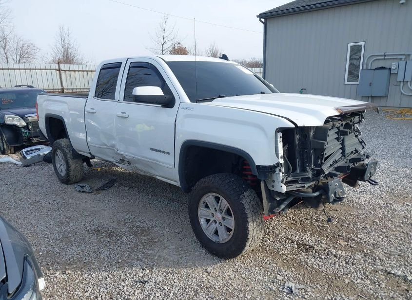 2018 GMC SIERRA 1500 SLE photo