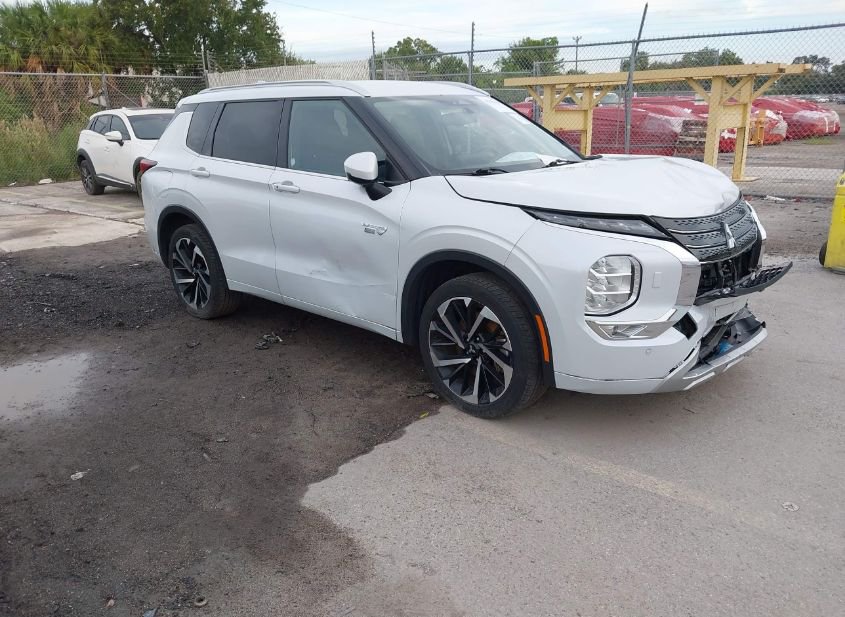 2023 MITSUBISHI OUTLANDER PHEV 40TH ANNIVERSARY S-AWC/SEL S-AWC photo
