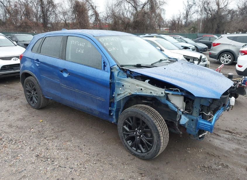 2017 MITSUBISHI OUTLANDER SPORT 2.0 LE photo