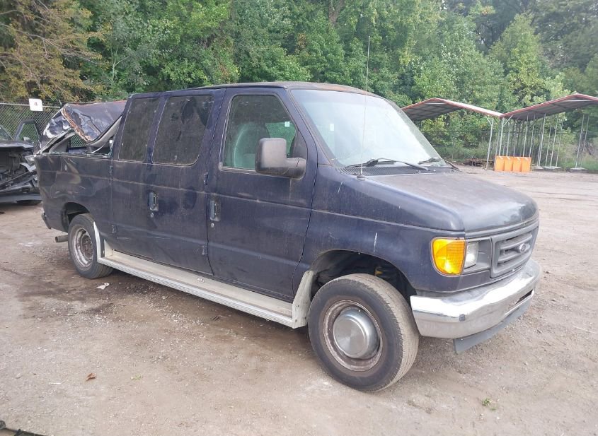 2004 FORD E-350 SUPER DUTY CHATEAU/XL/XLT photo