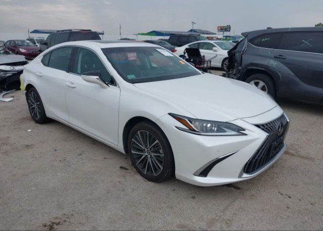 2022 LEXUS ES (VIN: 58ADZ1B17NU119073)