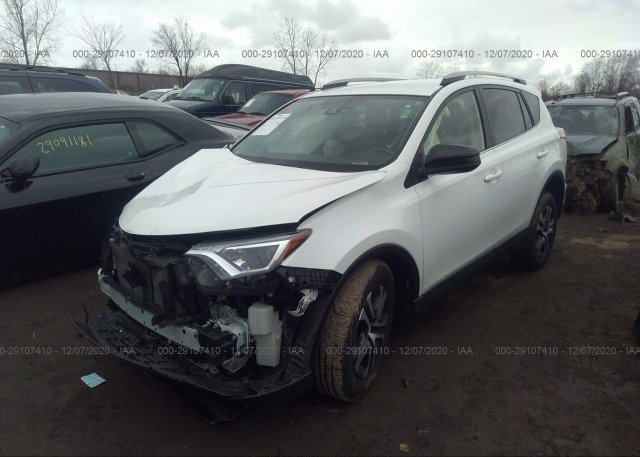 из сша 2017 TOYOTA RAV4 JTMBFREV8HJ112924