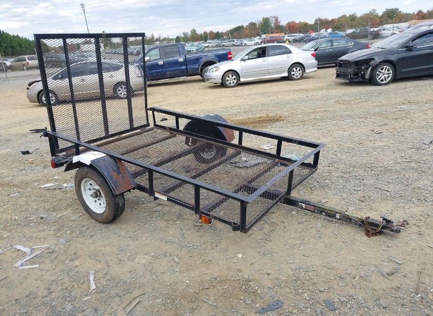 2019 CARRY-ON 5X8SP photo