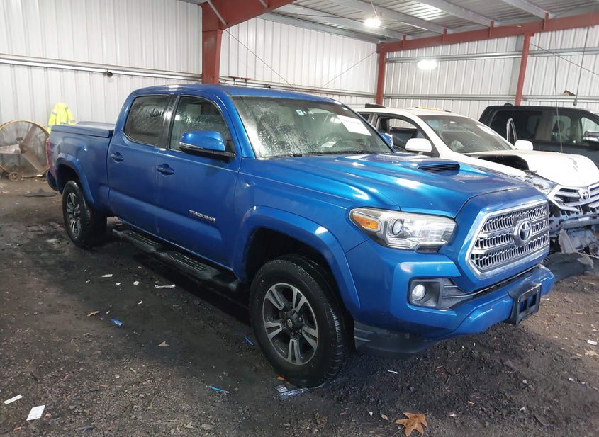 2016 TOYOTA TACOMA TRD SPORT photo